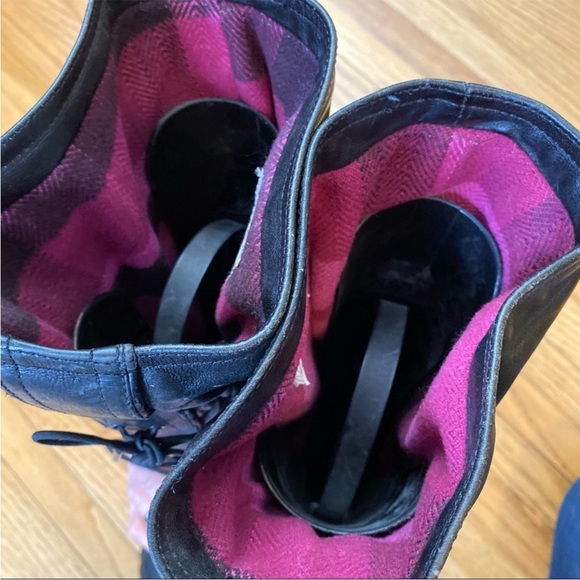 SOREL Black Leather Ruched Winter Boots - Picture 7 of 10